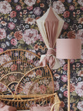 Moi Mili Vuodekatos, Powder Pink Circus