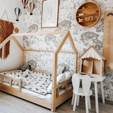 Animals White, Tapetti