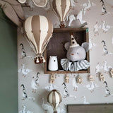 White Duck, Tapetti