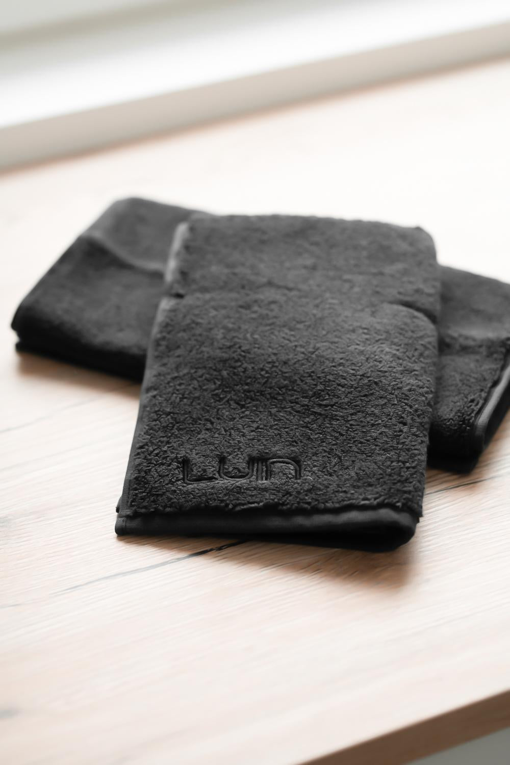 Luin Living Towels, Black, 4 different sizes