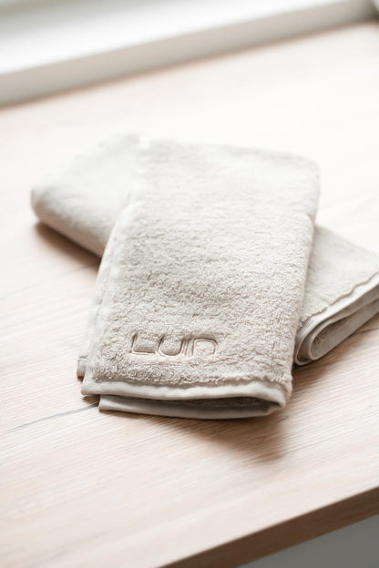 Luin Living Towels, Sand, 4 different sizes
