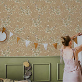 Clover Beige, Tapetti