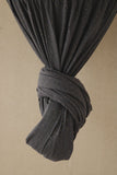 Moi Mili Vuodekatos, Anthracite and Gold