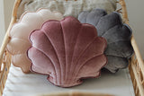Moi Mili Sisustustyyny Small, Velvet Shell "Cosmic Pearl"