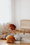 Moi Mili Sisustustyyny Small, Velvet Shell "Gold Pearl"