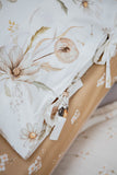 Matuu Pussilakanasetti, Gold Meadow On White