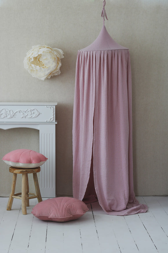 Moi Mili Vuodekatos, Pink and Gold